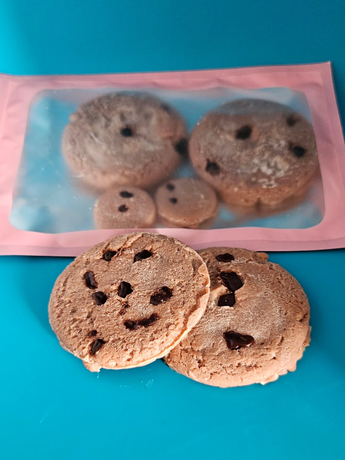Chocolate Chip Cookie Melts/ Embeds
